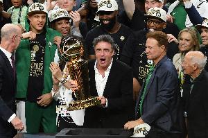 PP电子官方-Shams：格罗斯贝克预计保留绿军CEO头衔 在出售完成后任候补董事